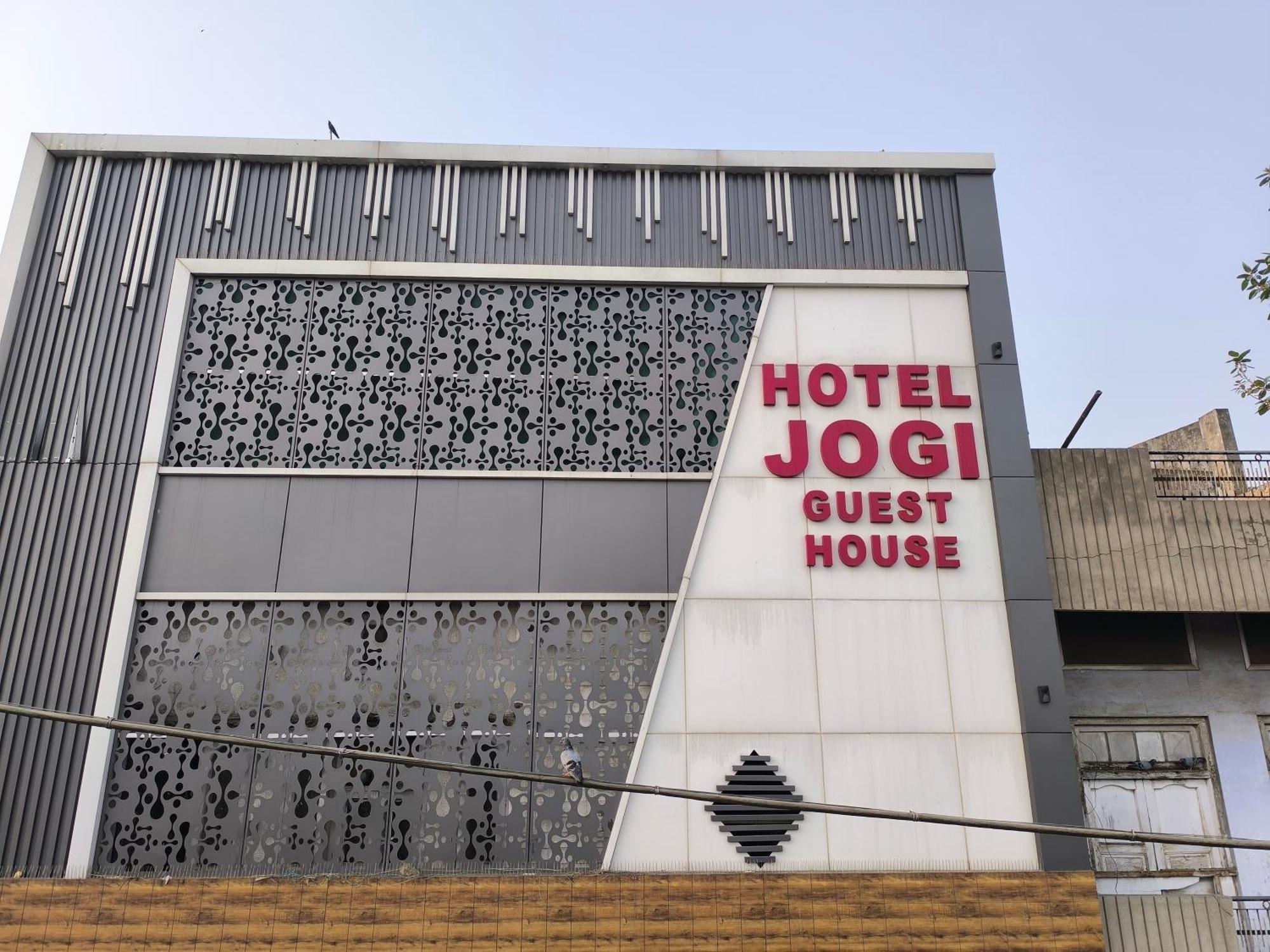 Hotel Jogi Guest House Welcome All Families, Friends, Groups, Couples, Singles Fully Airconditioner, Attach Washrooms, Lift, Wifi, 24 Hours Room Service, Power Backup Amritsar Exterior photo