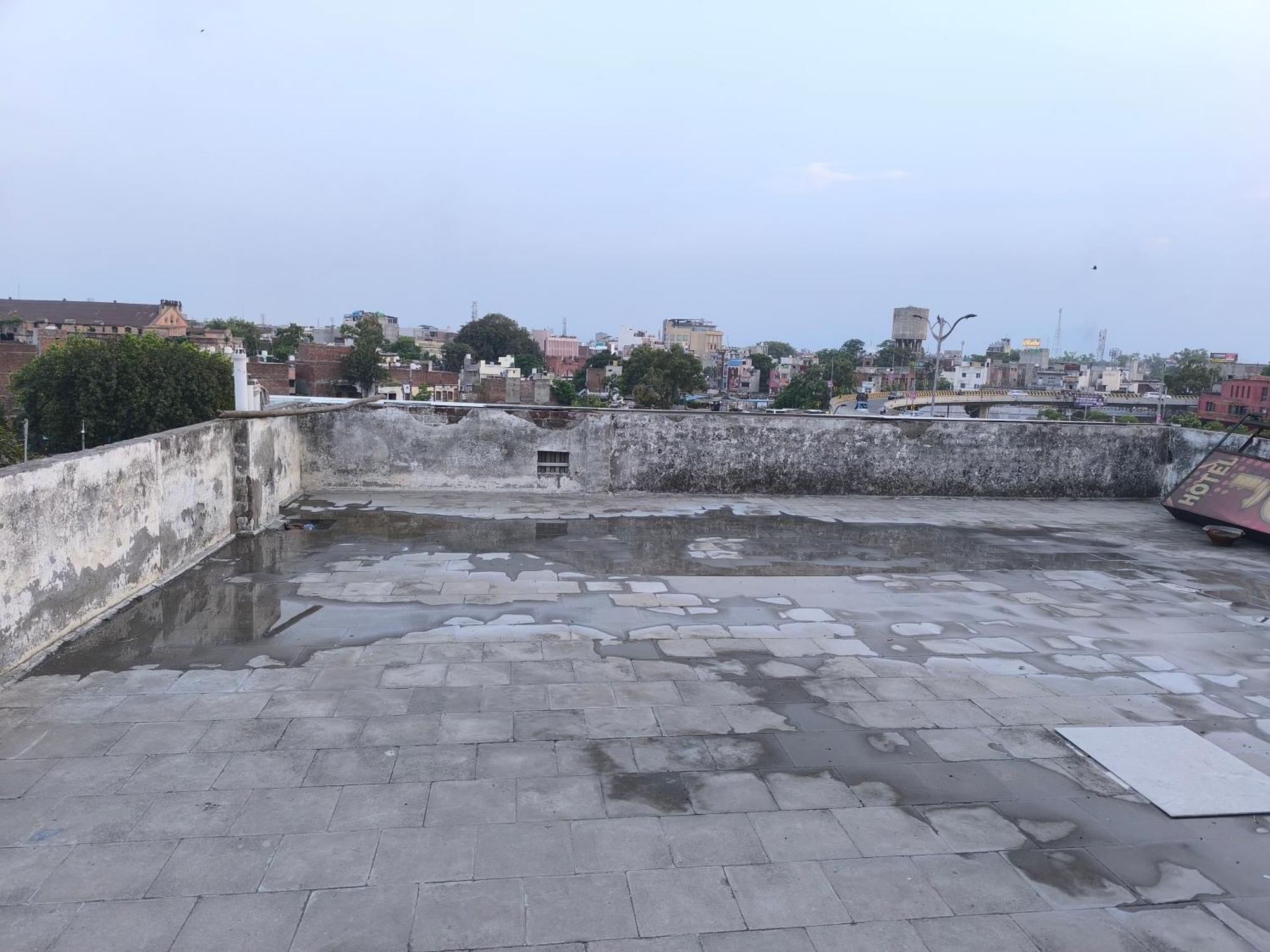 Hotel Jogi Guest House Welcome All Families, Friends, Groups, Couples, Singles Fully Airconditioner, Attach Washrooms, Lift, Wifi, 24 Hours Room Service, Power Backup Amritsar Exterior photo